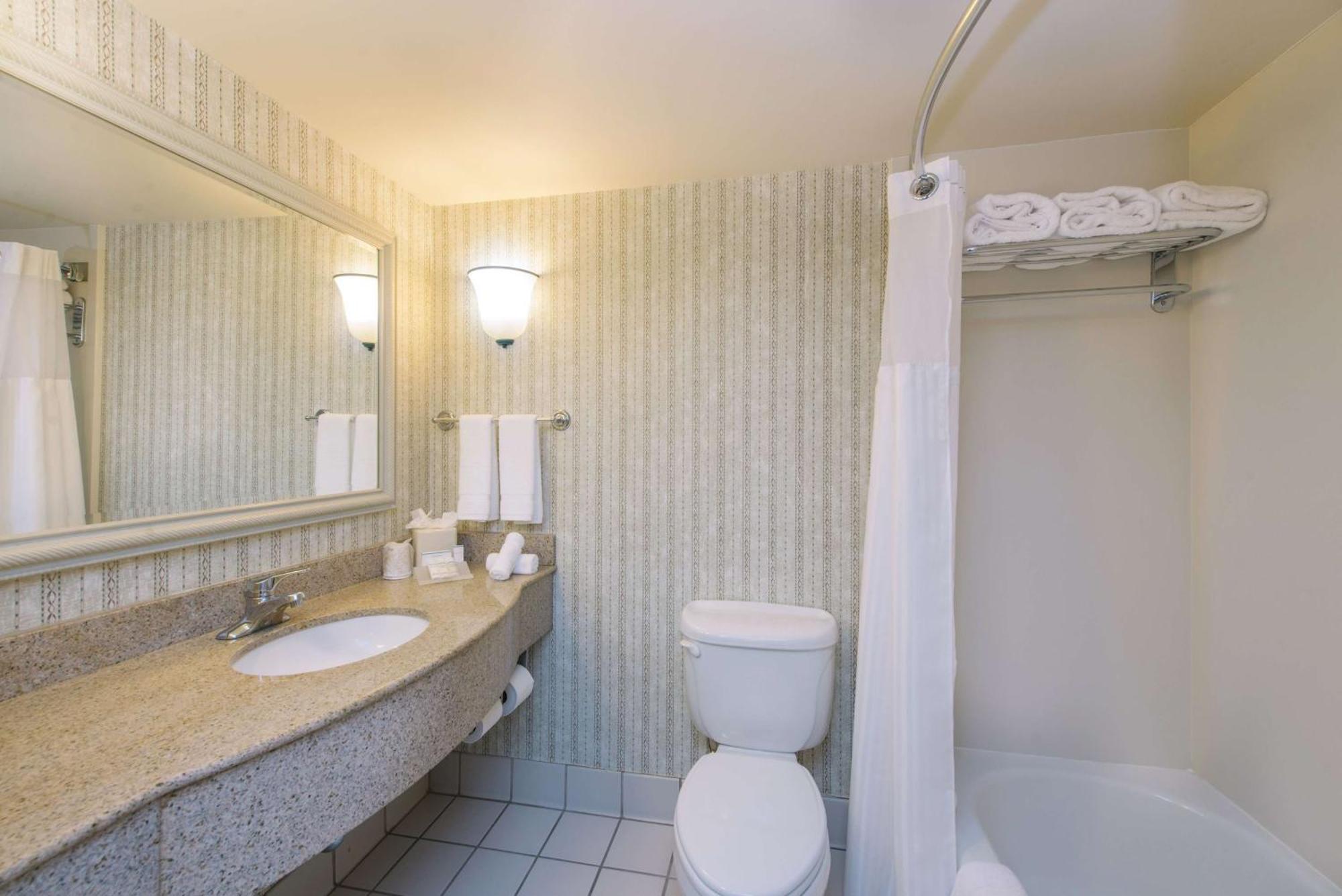 Hilton Garden Inn Fishkill Exterior foto