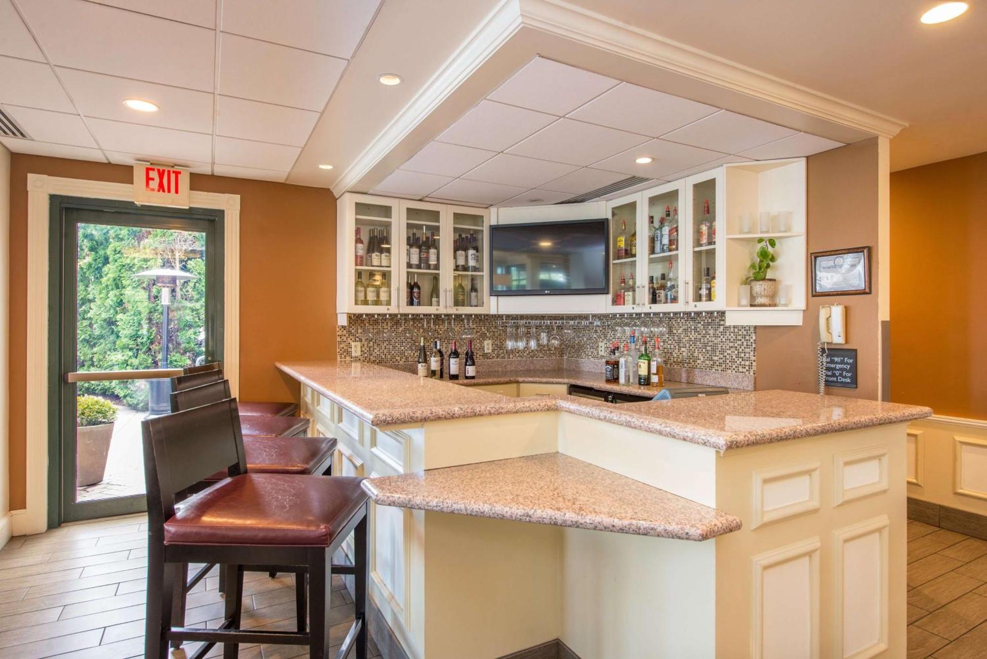 Hilton Garden Inn Fishkill Exterior foto