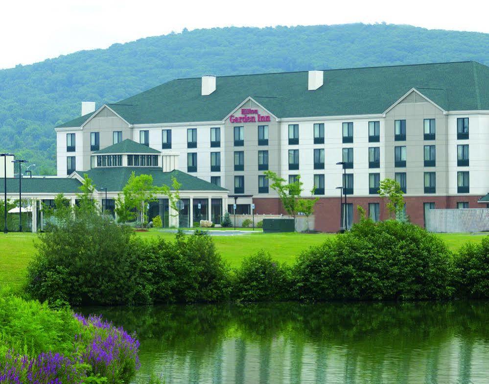 Hilton Garden Inn Fishkill Exterior foto