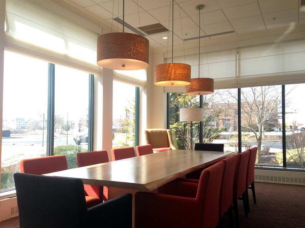 Hilton Garden Inn Fishkill Exterior foto